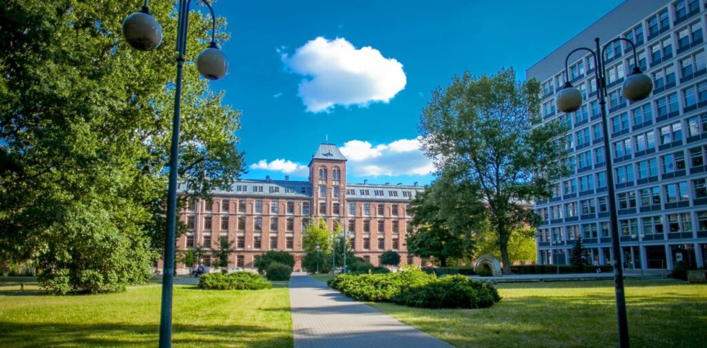 LODZ TEKNİK ÜNİVERSİTESİ